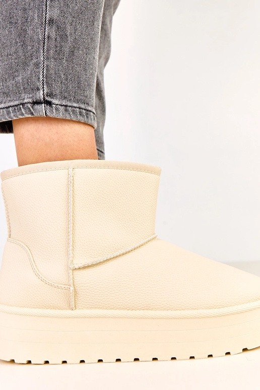 Beżowe niskie śniegowce na platformie... Beżowe niskie śniegowce na platformie...