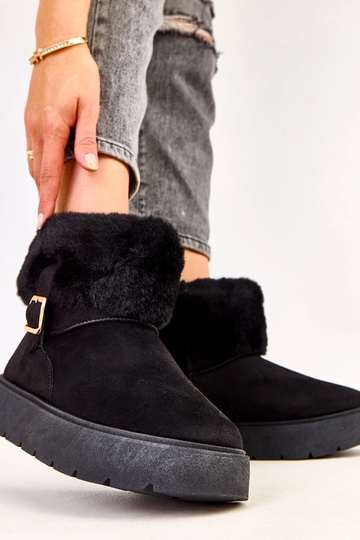 Czarne śniegowce na...