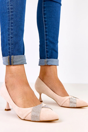 Beżowe czółenka na niskim... 2