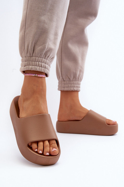 Women's Thick Sole Flip Flops Brown Oreithano