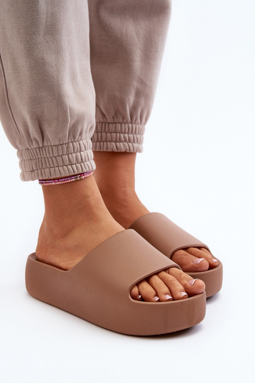 Women's Thick Sole Flip Flops Brown Oreithano