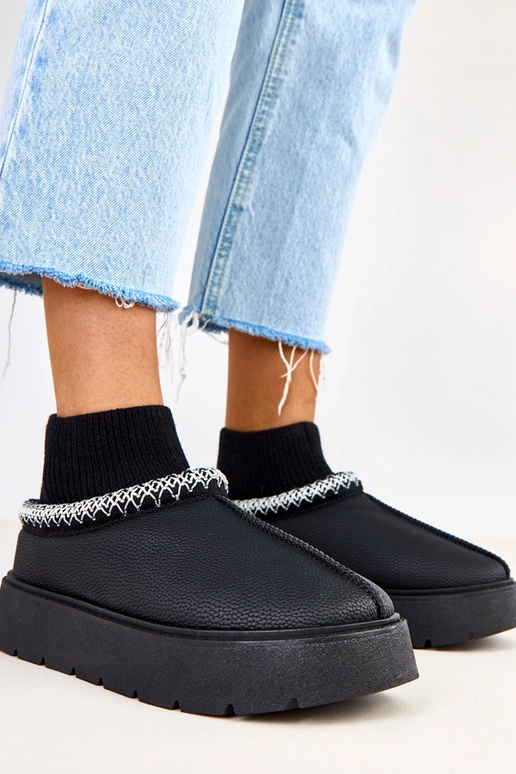 Czarne śniegowce ze skarpetkową... Czarne śniegowce ze skarpetkową...