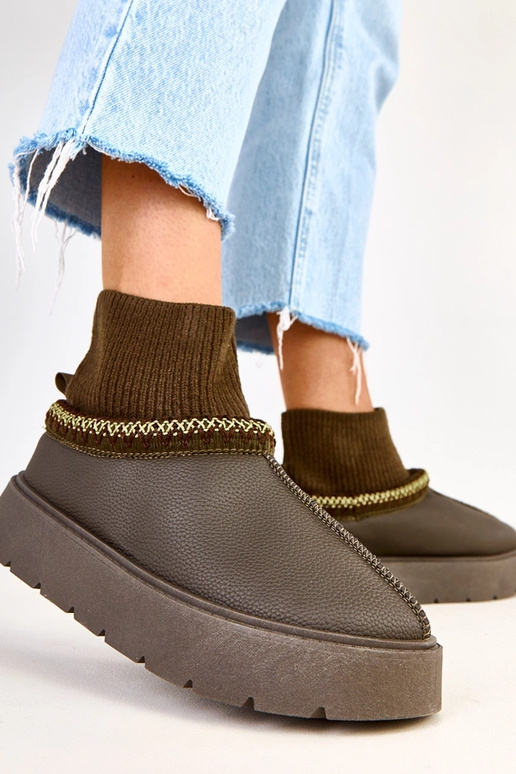 Zielone śniegowce ze skarpetkową... Zielone śniegowce ze skarpetkową...