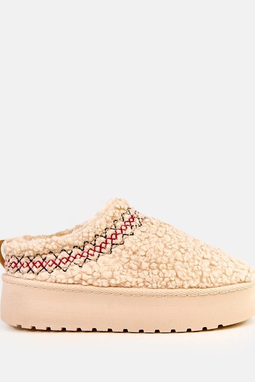 Beżowe niskie śniegowce na platformie... Beżowe niskie śniegowce na platformie...