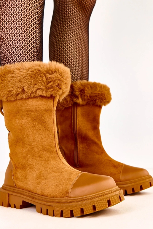 Beżowe botki z ekozamszową cholewką i...