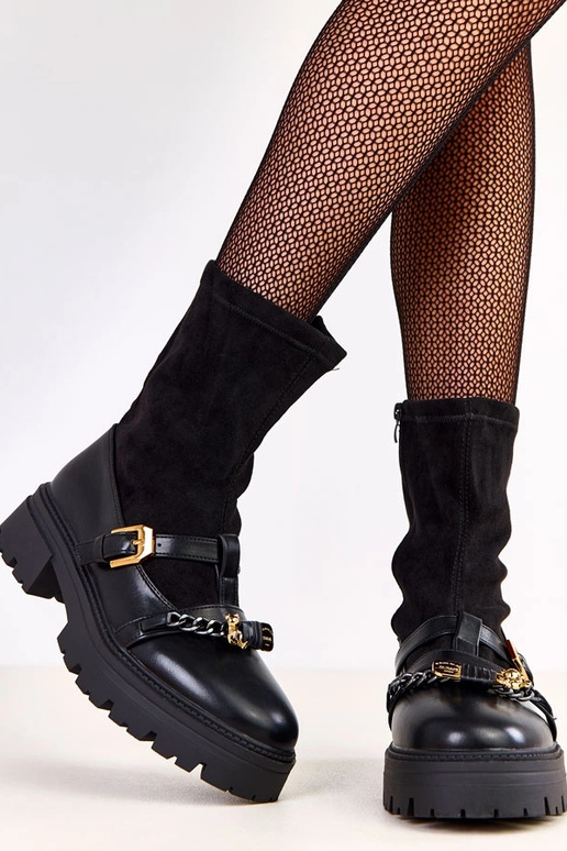 Czarne traperki zdobione misiem i...