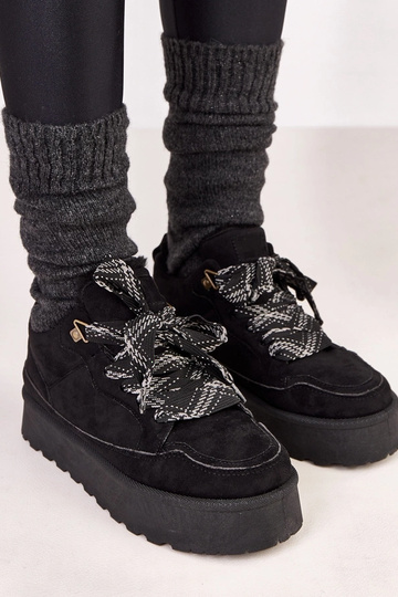 Czarne sneakersy ocieplane... 2