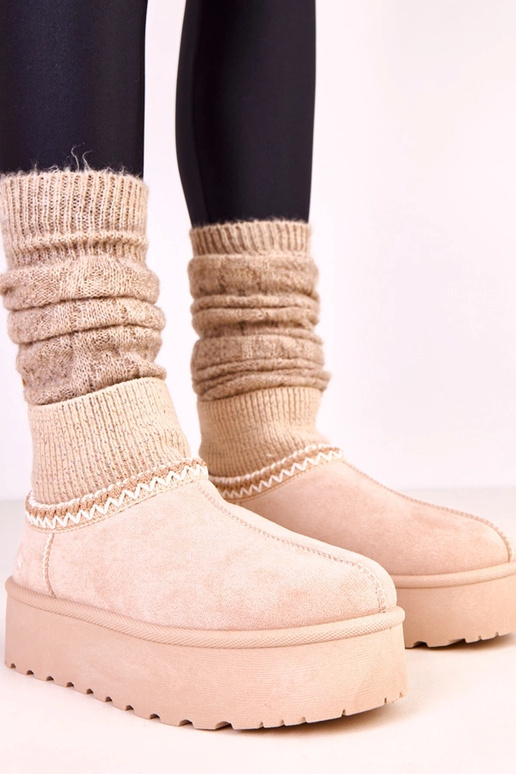 Beżowe niskie śniegowce ze... Beżowe niskie śniegowce ze...