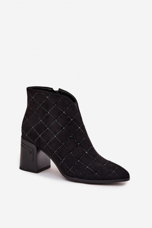 Women's low-heeled boots with decoration D&A MR52-133 Black