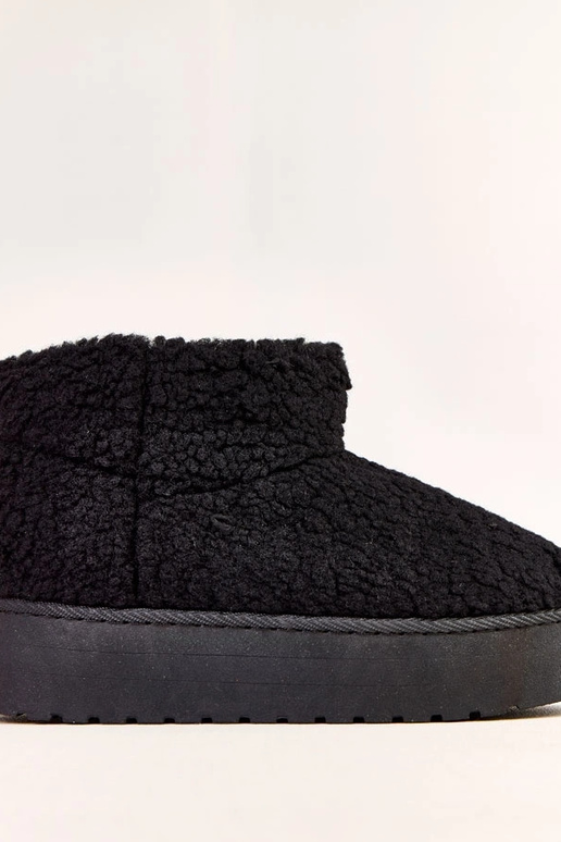 Czarne śniegowce z cholewką z... Czarne śniegowce z cholewką z...