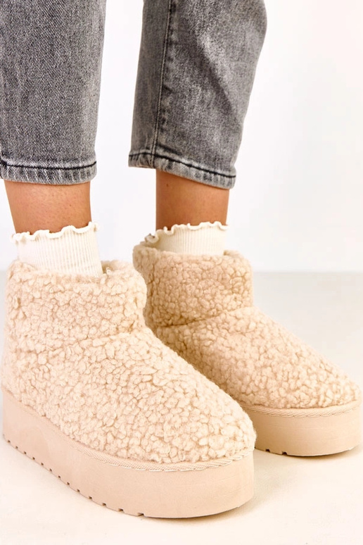 Beżowe śniegowce z cholewką z... Beżowe śniegowce z cholewką z...