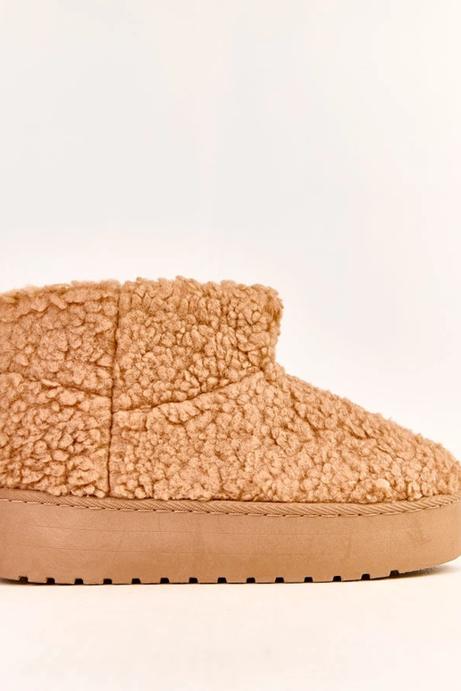 Jasnobrązowe śniegowce z cholewką z... Jasnobrązowe śniegowce z cholewką z...