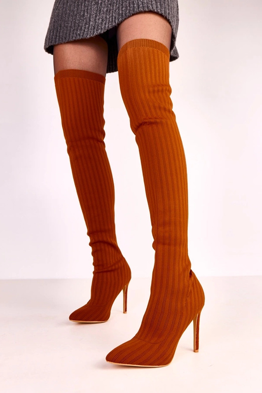 Brązowe kozaki materialowe za kolano...