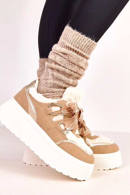 Beżowe sneakersy ocieplane na... Beżowe sneakersy ocieplane na...