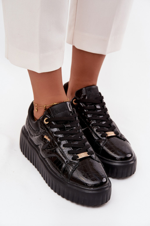 Patent Leather Women's Sneakers On Platform Lee Cooper LCJ-25-09-3870 Black Patent Leather Women's Sneakers On Platform Lee Cooper LCJ-25-09-3870 Black