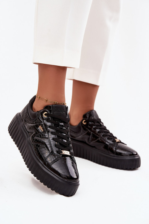 Lakierowane Sneakersy Damskie Na Platformie Lee Cooper LCJ-25-09-3870 Czarne