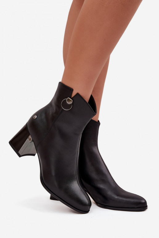 Insulated leather ankle boots on heel Maciejka K7203-04 Black