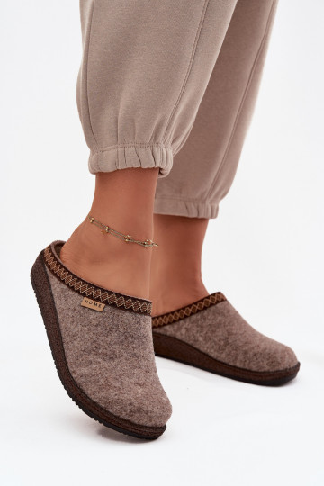 Women's slippers with embroidery Inblu NL000009 Dark beige 2
