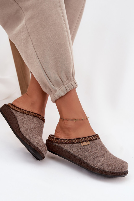 Women's slippers with embroidery Inblu NL000009 Dark beige