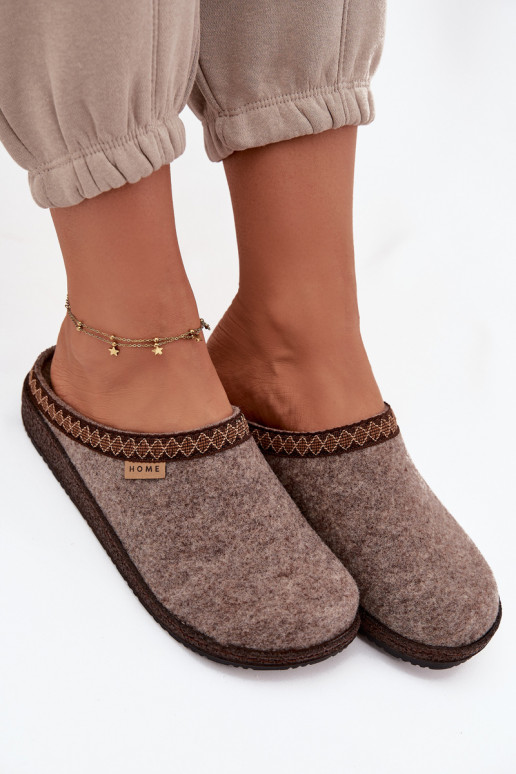 Women's slippers with embroidery Inblu NL000009 Dark beige