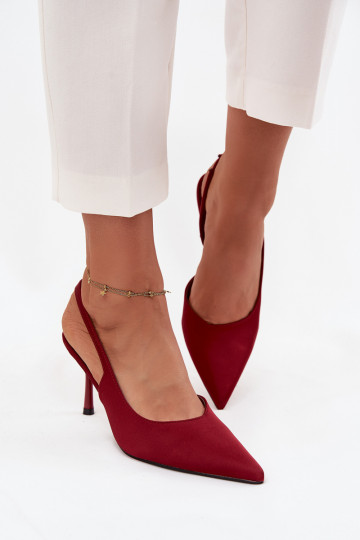 Odkrytymi Piętami  Lenira