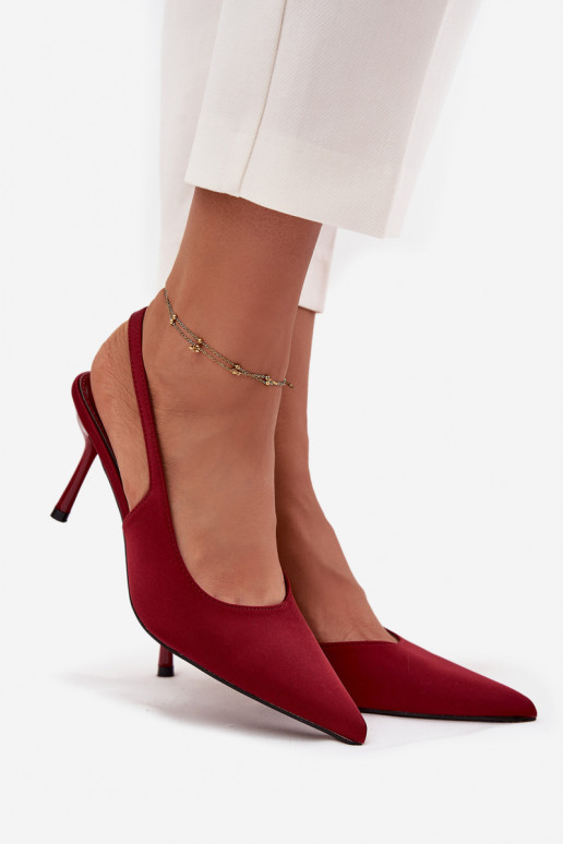 Odkrytymi Piętami  Lenira