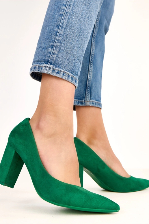 Zielone czółenka z ekozamszu na... Zielone czółenka z ekozamszu na...