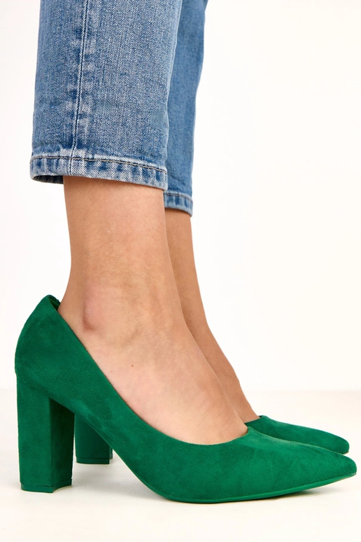 Zielone czółenka z ekozamszu na... Zielone czółenka z ekozamszu na...