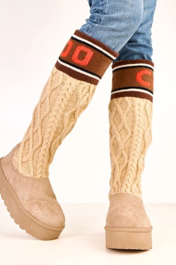 Beżowe śniegowce na... 2