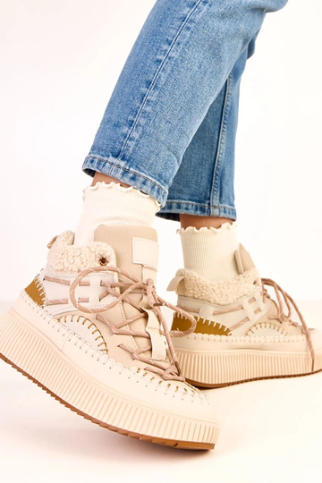 Beżowe sznurowane śniegowce... 2