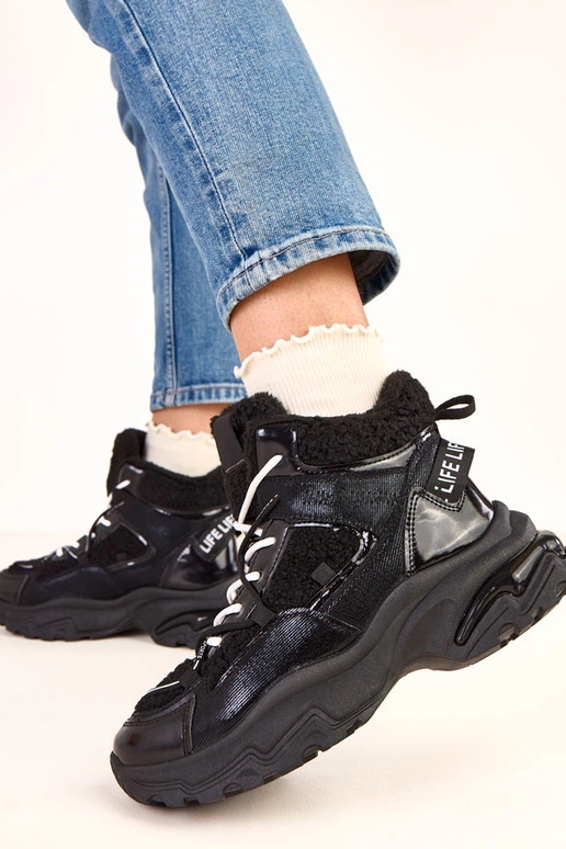 Czarne sznurowane sneakersy z... Czarne sznurowane sneakersy z...