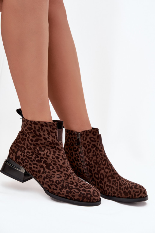 Ankle boots made of natural suede with leopard print D&A JC52-852 Brown Ankle boots made of natural suede with leopard print D&A JC52-852 Brown