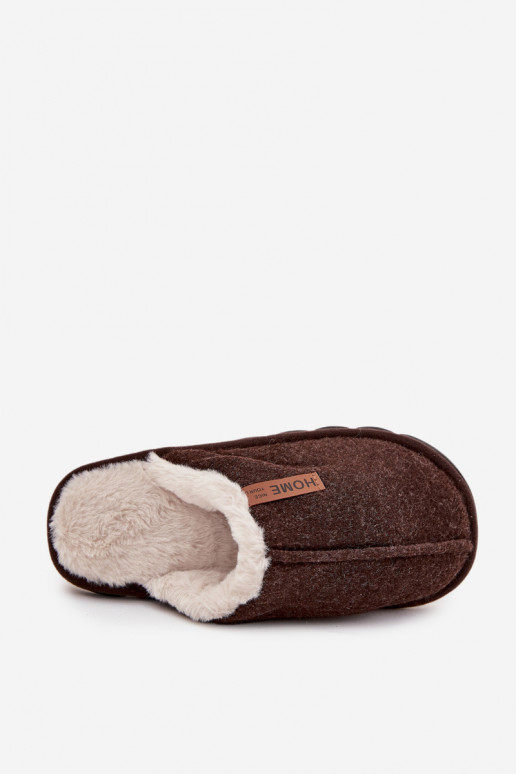 Men's slippers lined with warm fur chocolate Darielle Men's slippers lined with warm fur chocolate Darielle