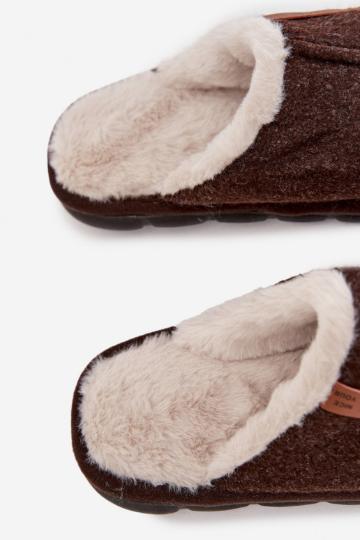 Men's slippers lined with warm fur chocolate Darielle Men's slippers lined with warm fur chocolate Darielle