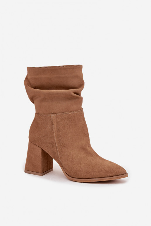 Ankle boots made of natural suede lined with a heel with gathering Zazoo 4216 beige Ankle boots made of natural suede lined with a heel with gathering Zazoo 4216 beige