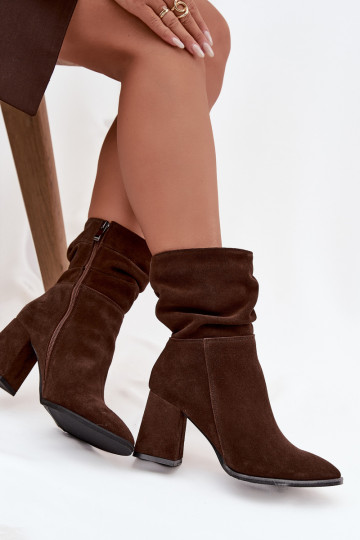Ankle boots made of genuine suede lined on heel with ruffle Zazoo 4216 Chocolate