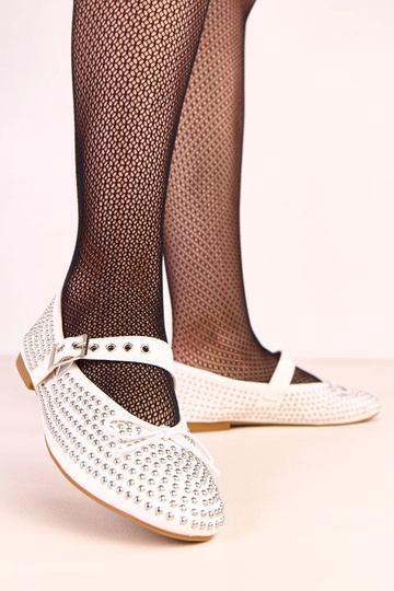 Białe baleriny zdobione... 2