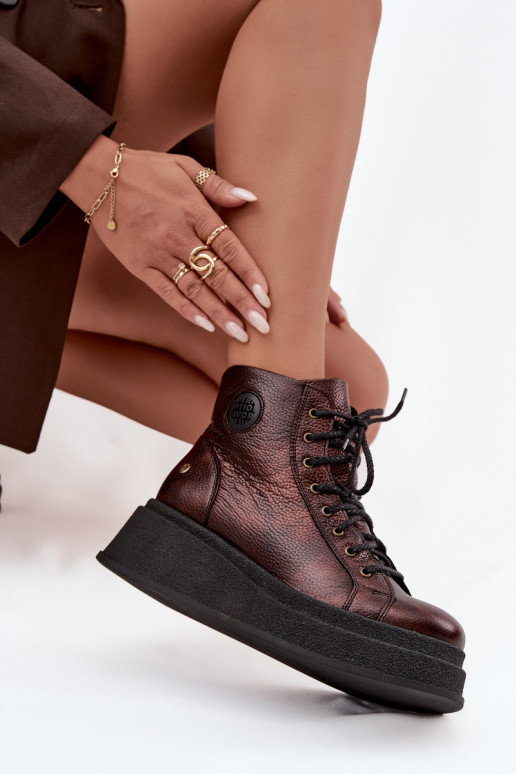 Leather Boots on a Thick Platform Maciejka 06309-32 Metallic Brown Leather Boots on a Thick Platform Maciejka 06309-32 Metallic Brown