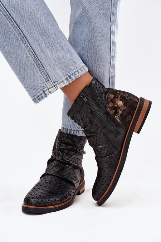Leather ankle boots with perforated pattern Maciejka 05922-01 Black Leather ankle boots with perforated pattern Maciejka 05922-01 Black