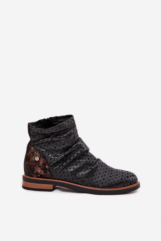 Leather ankle boots with perforated pattern Maciejka 05922-01 Black Leather ankle boots with perforated pattern Maciejka 05922-01 Black