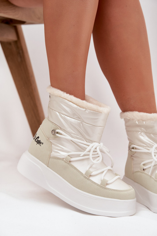 Women's Snow Boots On Platform Lee Cooper LCJ 25 03 3815 White Women's Snow Boots On Platform Lee Cooper LCJ 25 03 3815 White