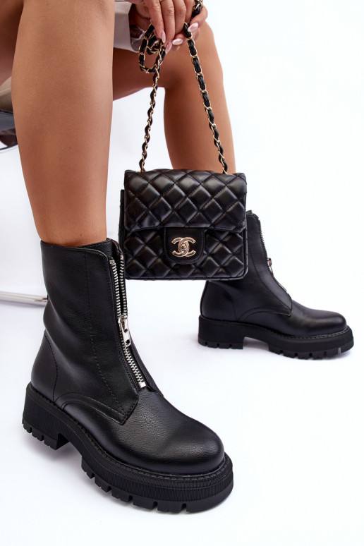 Leather Boots With Flat Heel And Zip Black Vimal