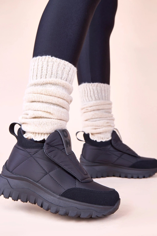 Czarne śniegowce damskie zapinane na...