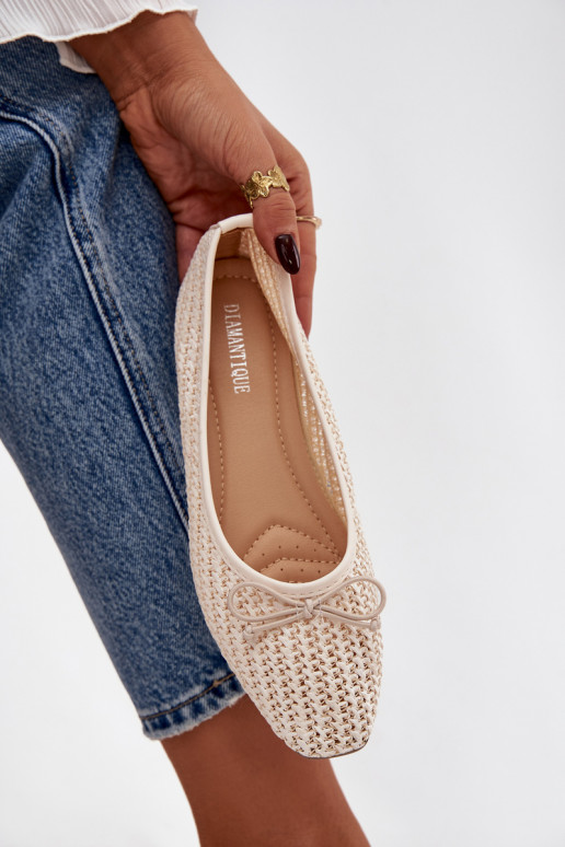   I Kokardką  Belirra