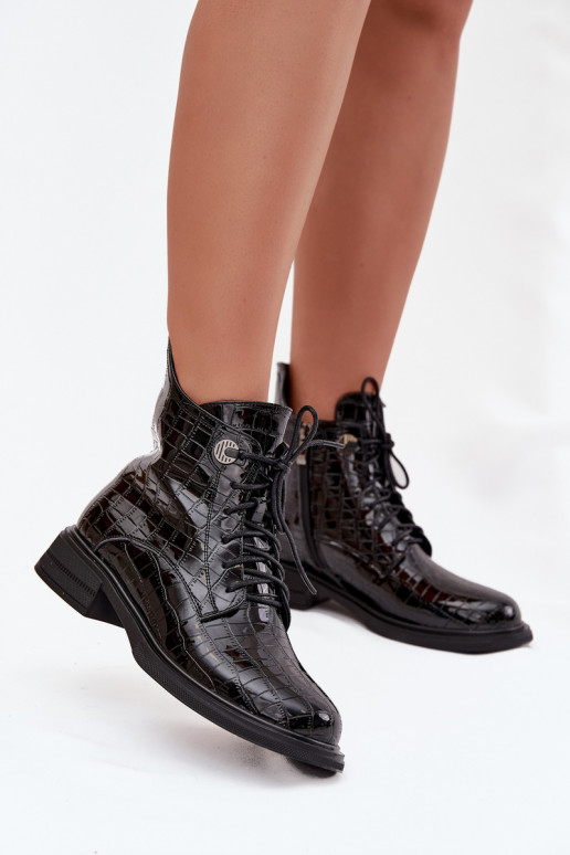 Leather lacquered ankle boots with embossing lined black Juviane