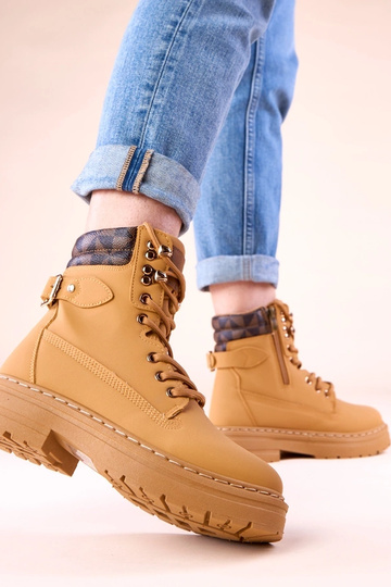 Brązowe traperki ocieplane...