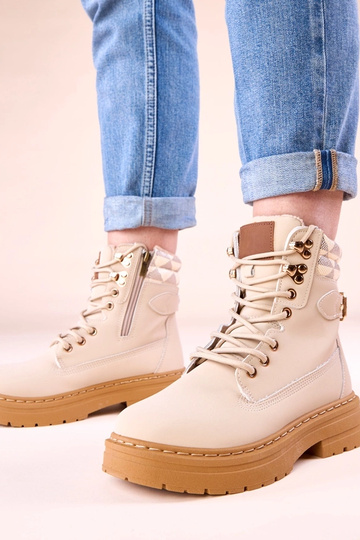 Beżowe traperki ocieplane z...