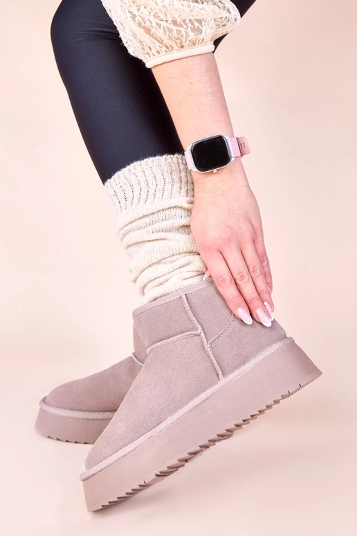 Szare śniegowce z naturalnego zamszu...