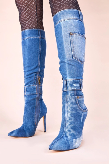 Jeansowe kozaki na szpilce...