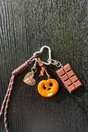 Keychain For Bag Keys Chocolate Pretzel Heart Jorine 2